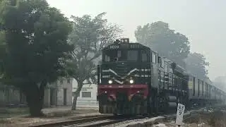 Rehman baba express geu_40 9022 17up millat express HGmu30 8226 or Shalimar geu40 9025