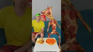 Food in Ohio। Pizza vs Hamburger#shorts #ohio #pizza #funny #hamburger