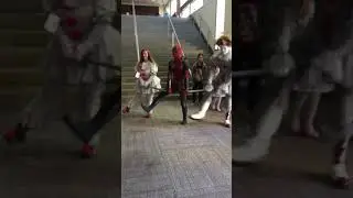 Sac Anime 2018: Pennywise and Deadpool dancing together.