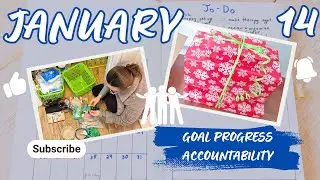 Decluttering (linen closet: part 2) - ACCOUNTABILITY JANUARY: DAY 14 - Let's Work On Goals Together!