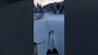 This is why we wake up early for first chair 😮&zwj;💨