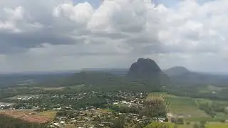 Mount Ngungun : A Glance