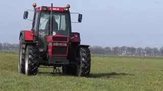 Case 1056 aan het weideslepen
