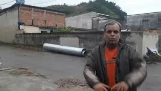 Qual a dist&acirc;ncia segura de uma torre de celular ? EU NAO SEI !!