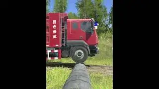 Spintires: MudRunner - Truck almost stuck on giant speed bump#mudrunner  #simulation #truck #shorts