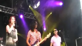 Miss Brandi Russell - Purple Rain (Rockademy podium - Leidens Ontzet 2011)