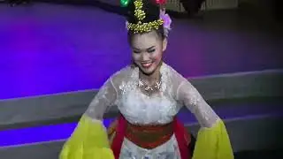 TARI UBRUK Karya Bang Entong Kisam  ditarikan oleh Kridabudaya UI