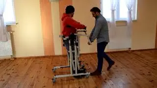 Pionizator rehabilitacyjny z funkcją chodu dla os&oacute;b z tetraplegią - Tetraplegia rehabilitacja