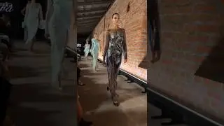 ALEXANDRA SEROVA MOSCOW FASHION WEEKS МОСКОВСКАЯ НЕДЕЛЯ МОДЫ 2025 #fashion #moda #shorts #style