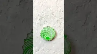 #arttheraphy #bottlecaps #soothing #satisfying #fluidartist #abstractfluidart #diy #fyp #recycling