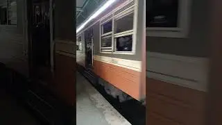 Sri Lanka Railways S8 DMU with Rambukkana - Fort Slow Train arriving Ragama #shorts