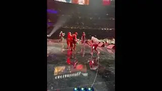 Davido performing &lsquo;With You&rsquo; in his 5ive Alive Tour
