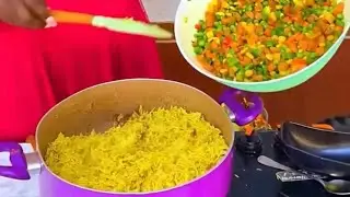 Как приготовить жареный рис для вечеринки в нигерийском стиле.