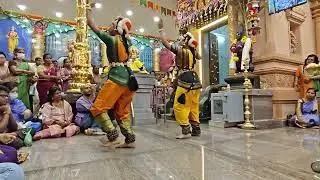 Indian Classical Dance by Kalaiarasi and Praveena (Part 1)