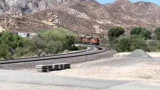 BNSF Intermodal heading west over Cajon Wash 4K HDR