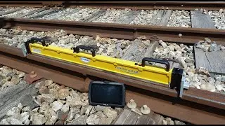 Digital Rail Straightness Measuring Device