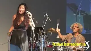 VALENTINA Y NOS : 