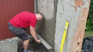 falsz&aacute;r&iacute;t&oacute; vakolat eldolgoz&aacute;sa