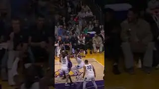Torian Prince Sets Up LeBron for Unusual Left-Handed Dunk!