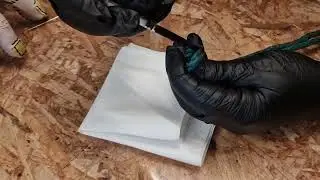 farvekode p&aring; midten af dine reb, enten takling eller spritmarker eller som her narvsv&aelig;rte.