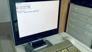 ATARI Mega ST1 / 4MB & Megafile 20