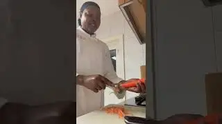 Preparação do caldo de pato parte 1 1