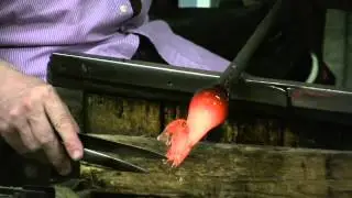 Venetian Glassblower Makes a Glass Horse in 2 Minutes!