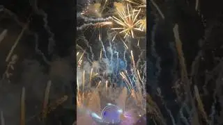 Show de luzes no Epcot! #shorts