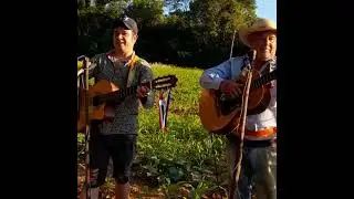LOS HIJOS DEL SUR SALUDANDO DESDE LA CHACRA