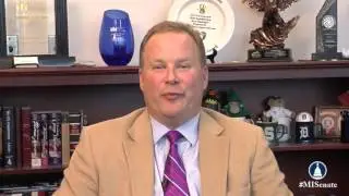 Sen. MacGregor speaks on the importance of March is Reading Month