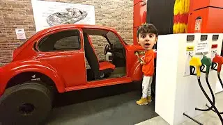 Efe araba tamircisi oldu. &Ccedil;ırak ka&ccedil;tı tamir yaptı.