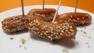 Tutorial: Honigglasierte Cocktailw&uuml;rstchen mit Sesam