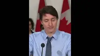 Justin Trudeau glitched bad.🤣#canada #election #politics #event #funny #best #laugh #embarrassing