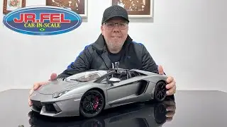 Lamborghini Aventador 1/8