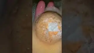 Spiced Orange Bath Bomb by The Body Shop 🍊 #bathbomb #selfcare #bodycare#bath #aesthetic #shorts