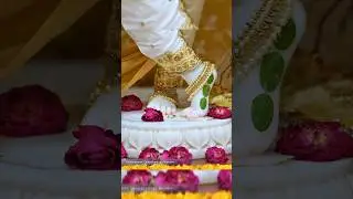 Divine Sringar Darshan &hearts;️ from #vrindavan #radhakrishna #radheradhe