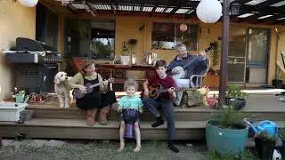 US AT HOME - A Covid photo project