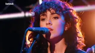 Núria Graham 'Bird hits Its Head Against the World' al Feeel