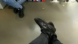 My Nike Air Max 90 black and some ASICS in the train