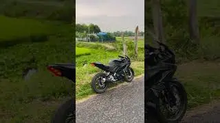 R15 V3 Indiana Black Bike #r15v3 #r15v3india