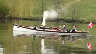 RC BAT STEAM LAUNCH FIRST TEST IN POND