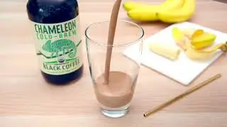 Almond Butter & Banana Buzz Smoothie