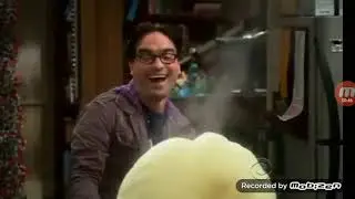 Sheldon es humillado en radio nacional y se venga de Cripky