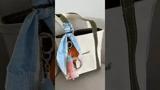 New LL. Bean Boat & Tote and bag charms 🤩 #bagcharms #totebag #wimb #botd #summerbag #accessories