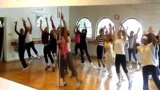ZUMBA - Wiggle Wiggle