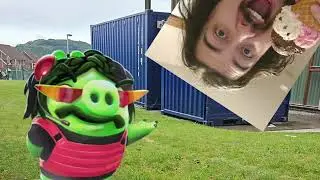 The disstrack: Real one fake one by Joseph watson 38 and sung by @JosephWatson69 