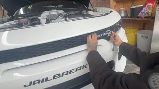 How to install custom LED Grill Badge on jailbreak