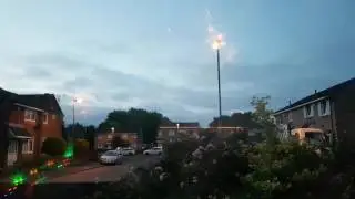 UK streetlights turning off @ 4:42 AM