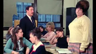 FEMALE TROUBLE (1974) Clip - Divine