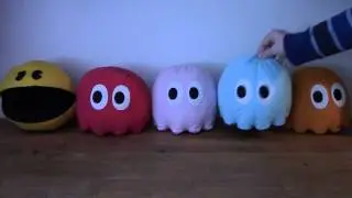 Pac-Man Moving Power Plush Set by Club Namco Review (Remade)